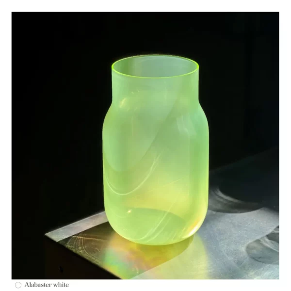 dechem bandaska vase uranium alabaster white mood 2