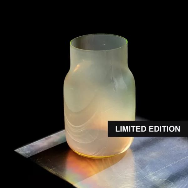 dechem bandaska vase uranium limited edition