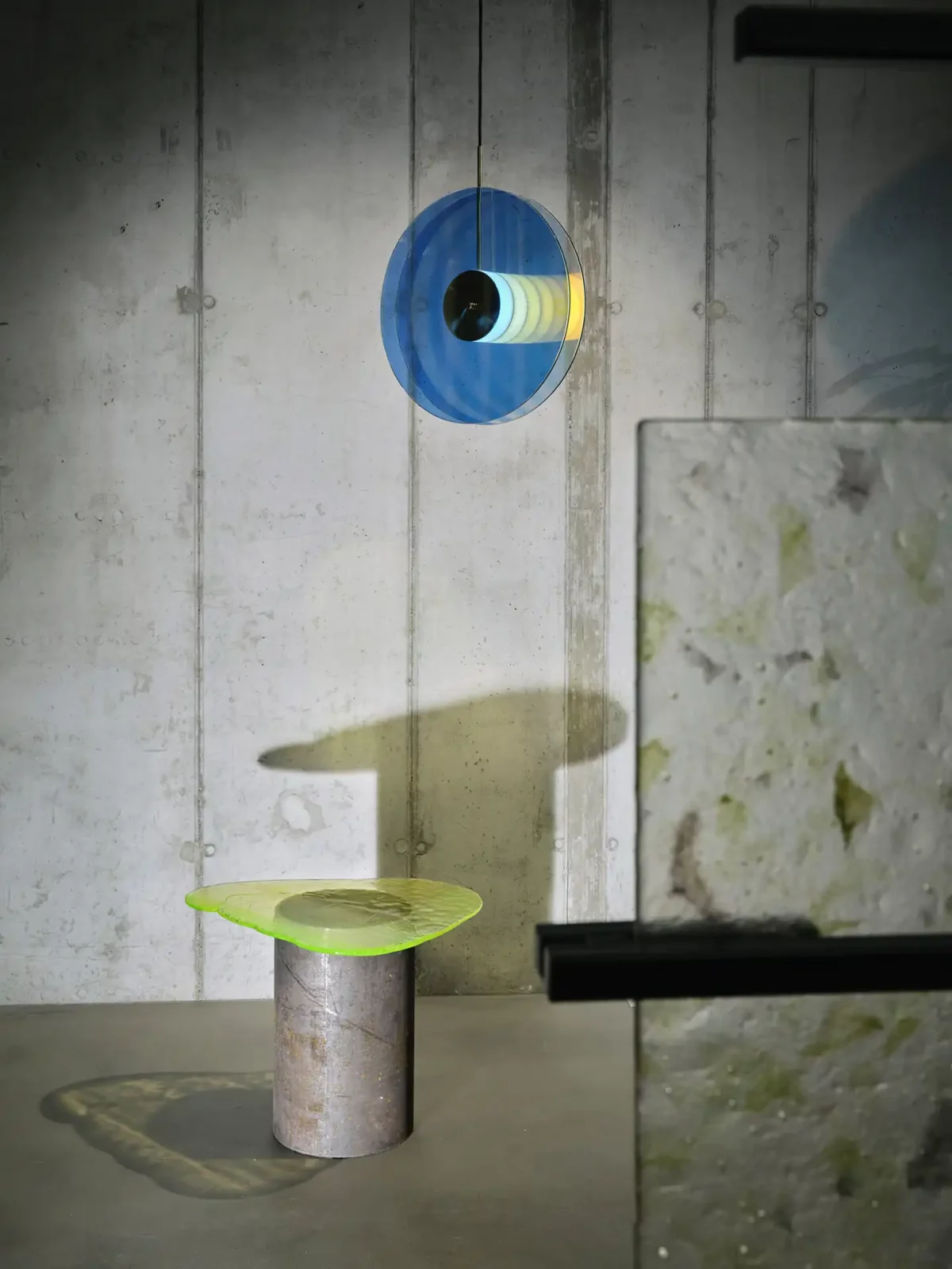 dechem eclipse light dichroic interior 1