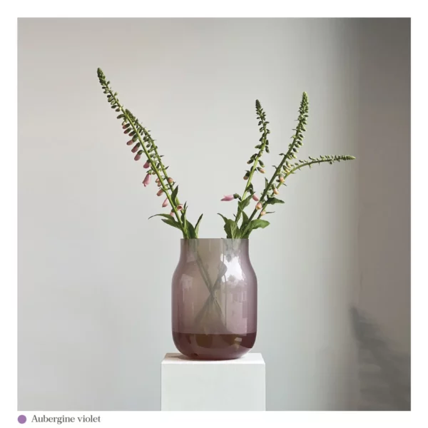 violet scaled